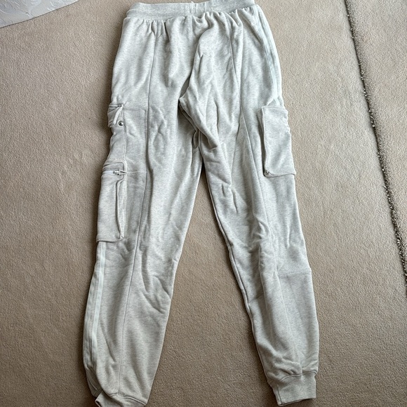 Ivy Park x adidas hoodie and sweatpants set - Picture 11 of 12